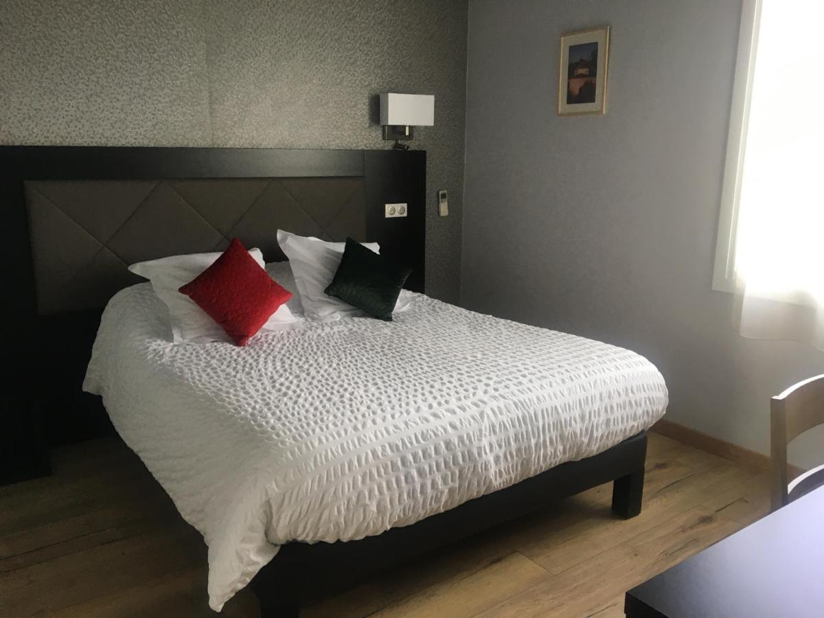 Logis Restaurant Les Balcons De L'esperance Hotel